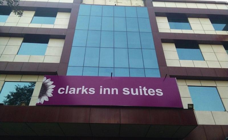 บลูมอนต์ บีค่อน โฮเต็ล Hotel คูร์เคาน์ ภายนอก รูปภาพ