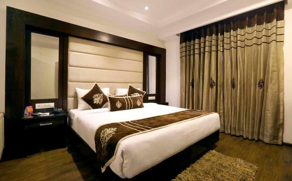 บลูมอนต์ บีค่อน โฮเต็ล Hotel คูร์เคาน์ ภายนอก รูปภาพ