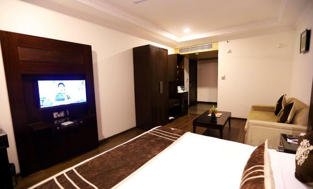 บลูมอนต์ บีค่อน โฮเต็ล Hotel คูร์เคาน์ ภายนอก รูปภาพ