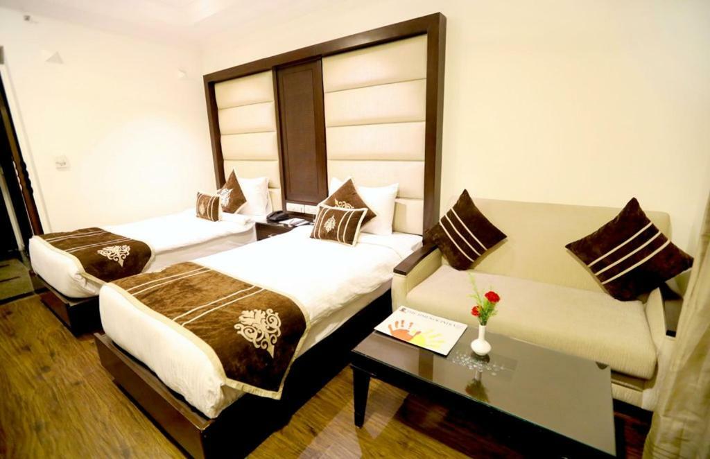 บลูมอนต์ บีค่อน โฮเต็ล Hotel คูร์เคาน์ ภายนอก รูปภาพ